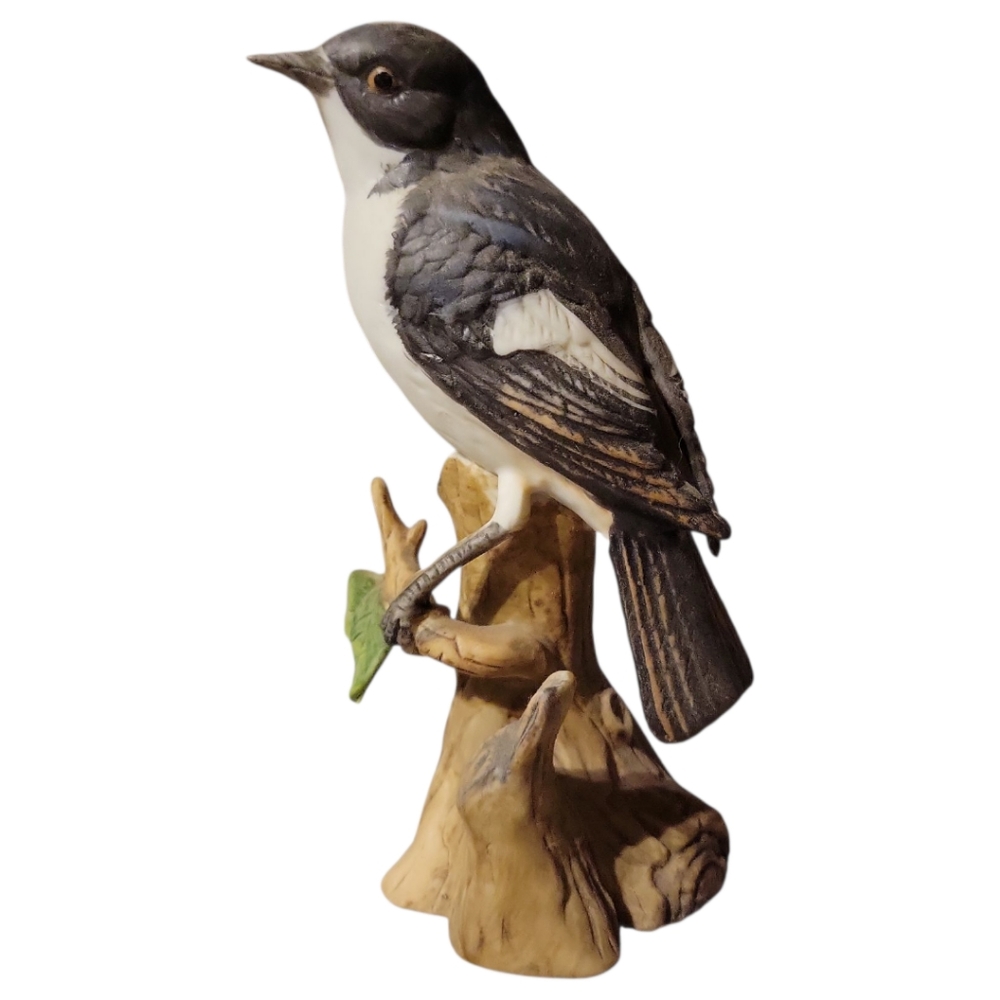 Vtg Royal Doulton Mocking Bird Figurine Statue